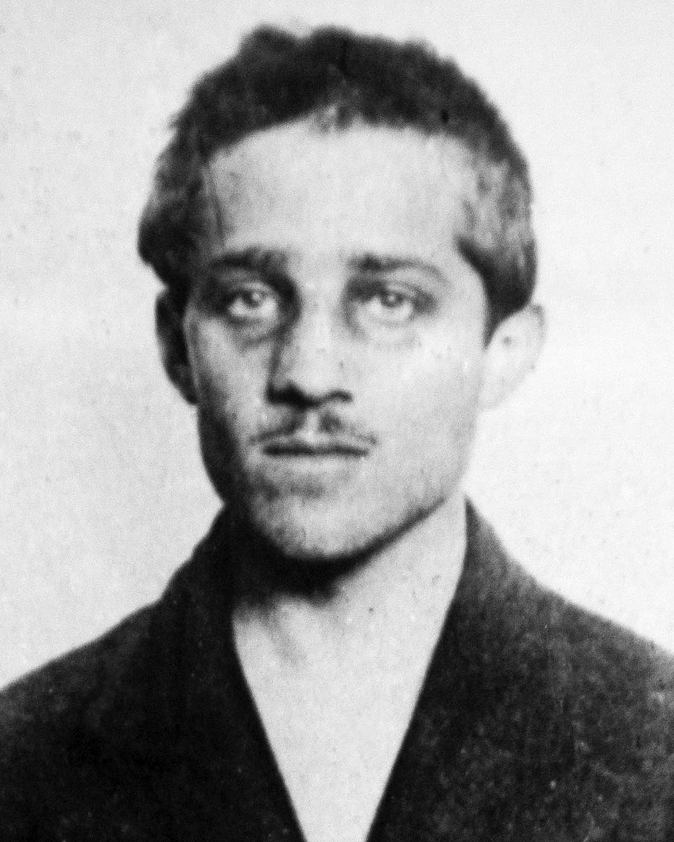 Gavrilo Princip μετά τη σύλληψή του το 1914